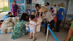 Babeeni continues dispense free rice to disadvantaged local people in Hai Duong