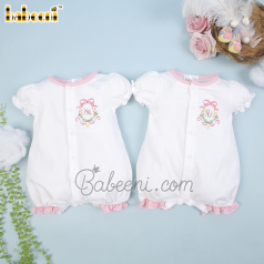 flower-wreath-embroidery-bubble-for-twins-–-gs-22