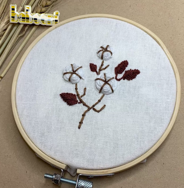 Tips to embroider cotton flowers on fabric