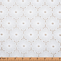 LE11- Daisy floral white Embroidery fabric