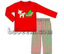 Lovely reindeer applique outfit for boy - BC 744