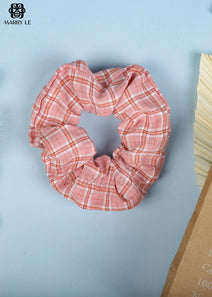 PINK PLAID SCRUNCHIES - MD370