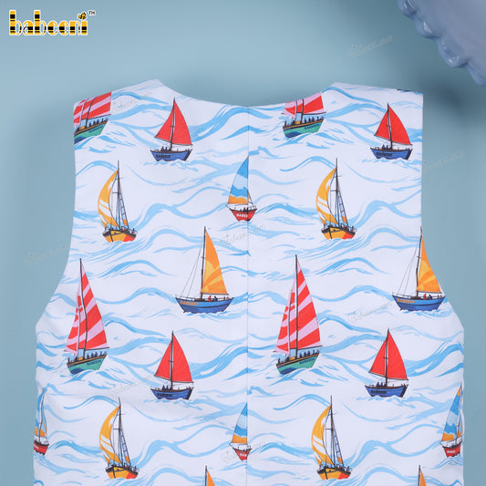 Boys set with Boat machine embroidery with printed fabric - DR4185