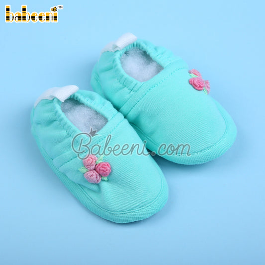 Mint baby shoes with hand embroidery of flowers – BS 11