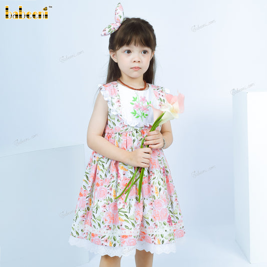 Hand-embroidered floral branch on the bodice with floral print fabric - DR4177