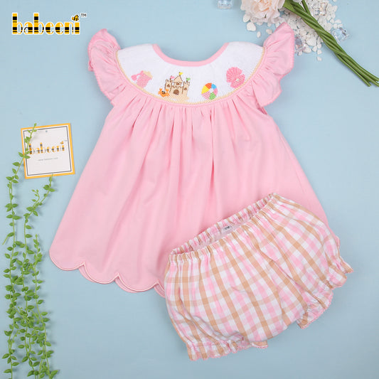 Cute Sandy Castle Smocked Short Set For Girl - DR3539