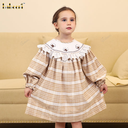 Plaid Wool bishop with Soft Finish – DR4283