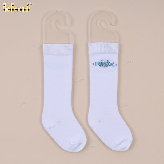 Kid Sock In White with soft blue flower Embroidered - HS52