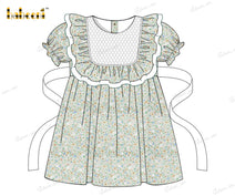 Honeycomb Smocking Dress In Green Floral For Girl - DR3571