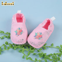 Flower bouquet hand embroidery baby shoes – BS 08