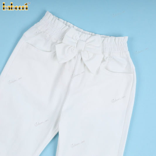 White Pant With Bow For Girl - BT71