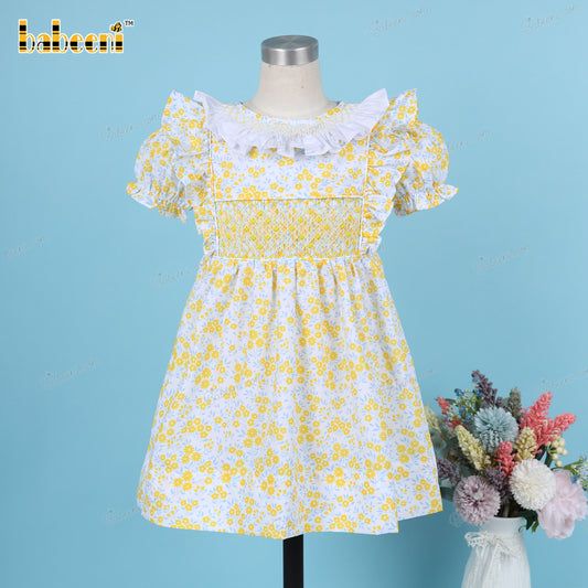 Geometric Smocked Dress In Yellow Floral Embroidery For Girl - DR3616