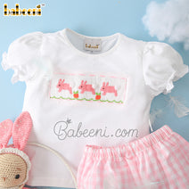 Lovely hand smocked bunny girl clothing – DR 3348