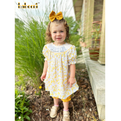 Yellow floral smocked baby girl's clothing set 