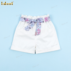 White Khaki Short With A Blue Floral Blet For Girl - BT100