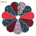 flower-shaped-design-christmas-theme-pattern-tree-skirt---co-51